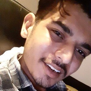 Meet your Posher, Junaid